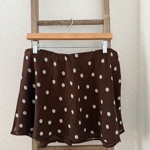 NWT✨ Abercrombie & Fitch Chocolate Polka Dot Mini Skort